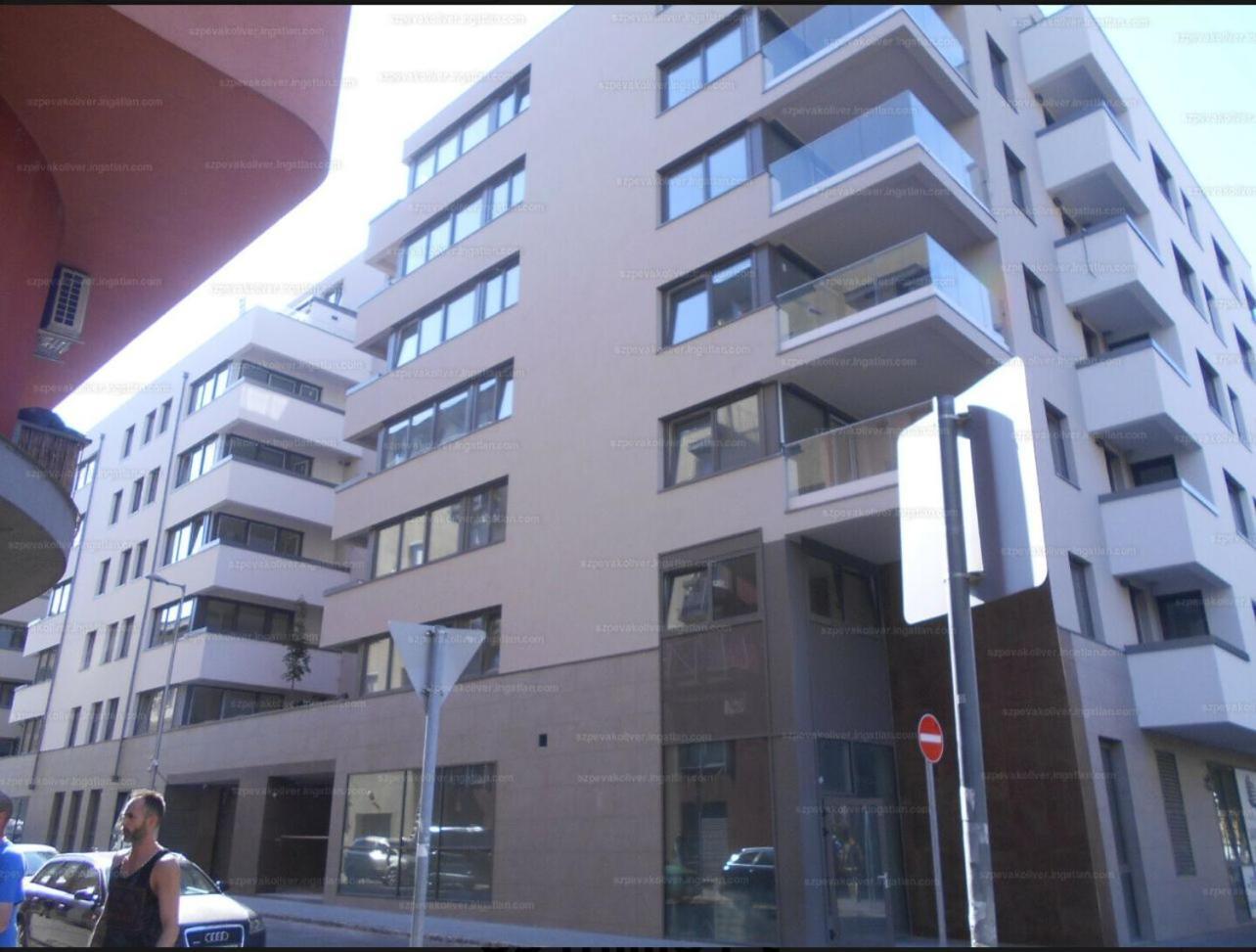 Koris Pool Apartments Budapest Exterior foto